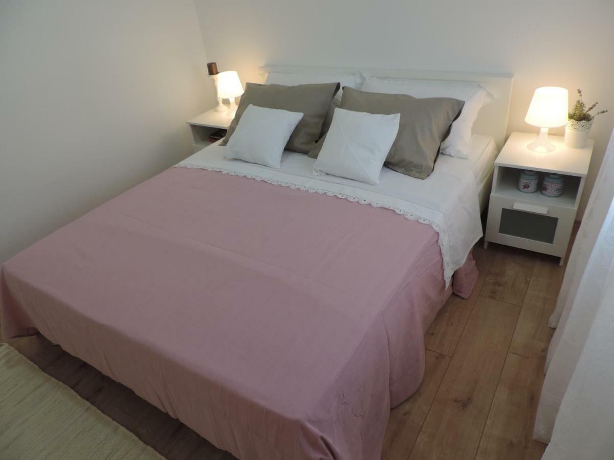 Apartman S Pogledom Zdrelac Ngoại thất bức ảnh