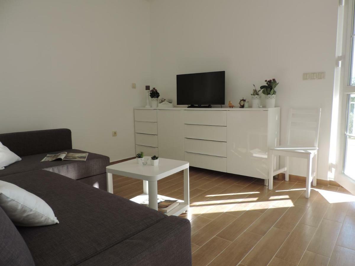 Apartman S Pogledom Zdrelac Ngoại thất bức ảnh