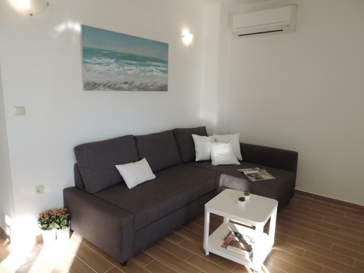 Apartman S Pogledom Zdrelac Ngoại thất bức ảnh