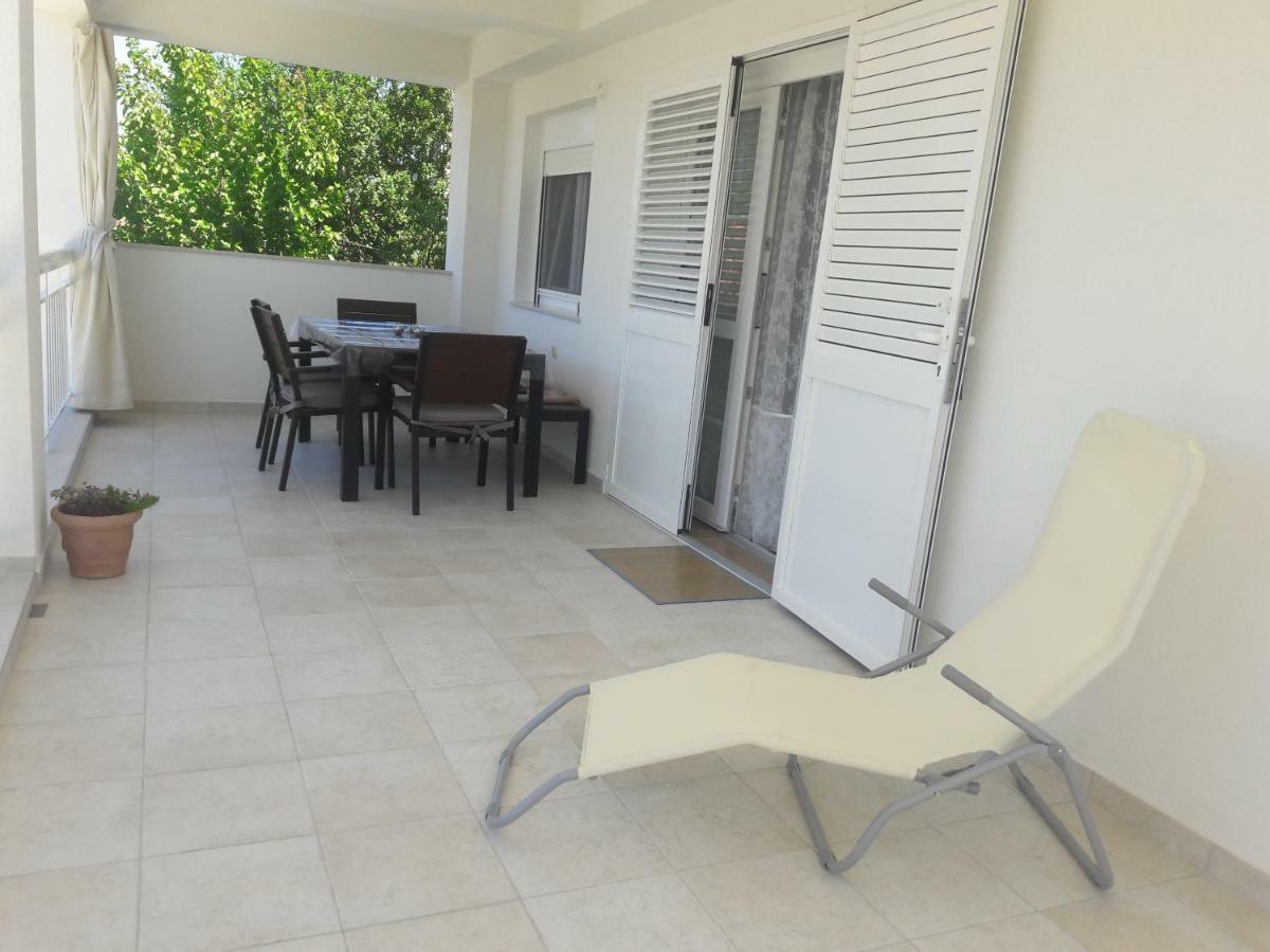 Apartman S Pogledom Zdrelac Ngoại thất bức ảnh