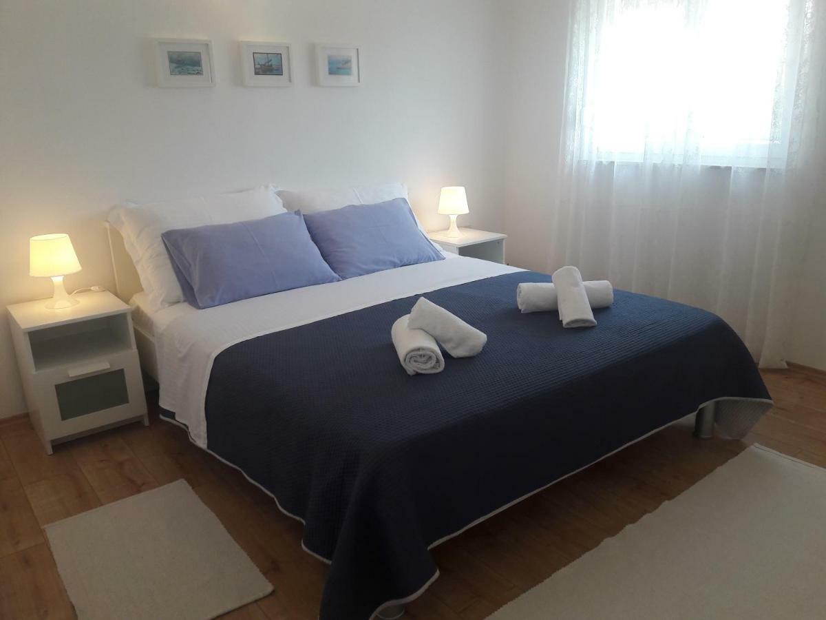 Apartman S Pogledom Zdrelac Ngoại thất bức ảnh
