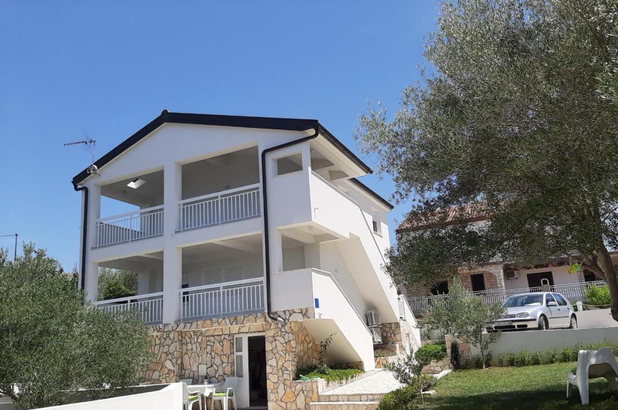 Apartman S Pogledom Zdrelac Ngoại thất bức ảnh